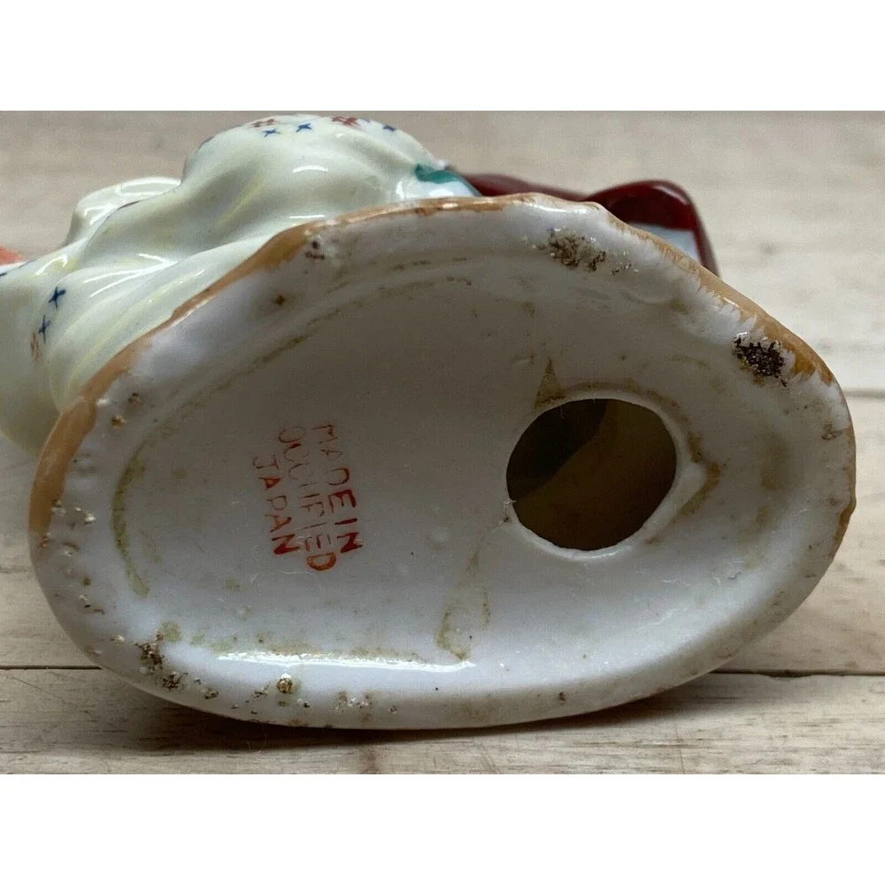 Vtg Victorian Couple Miniture Porcelain Figurine Made In Japan